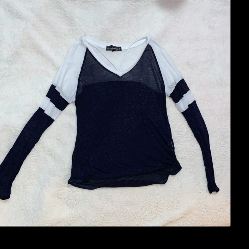 Derek heart long sleeve